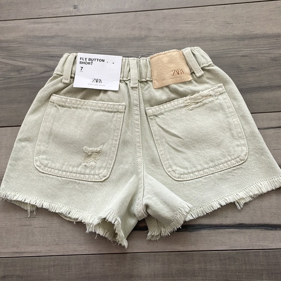 Girls Zara Denim Shorts - Size 7 - Picture 2 of 4